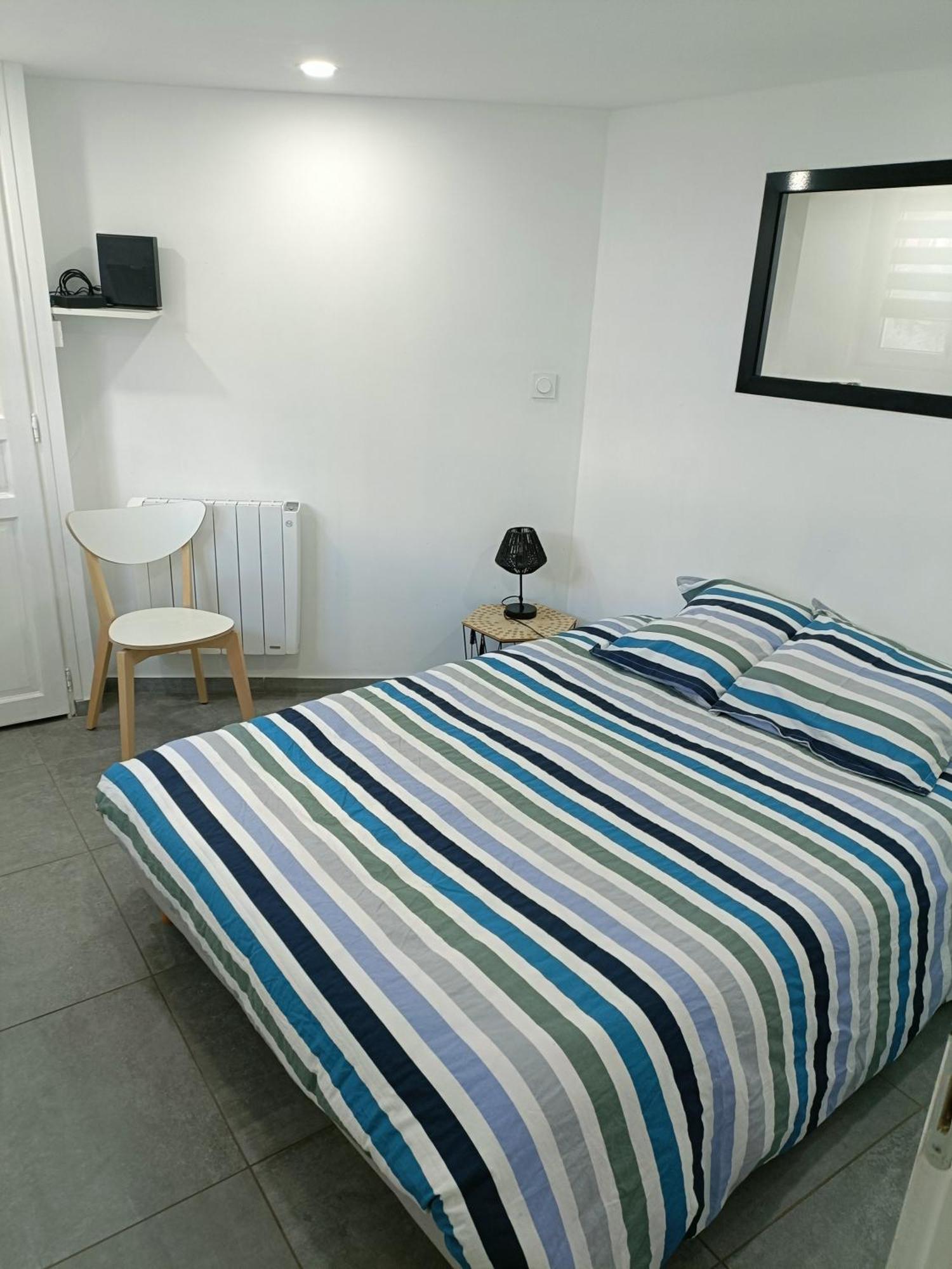 Appartement Dans Maison Atypique Montrond-les-Bains Exterior foto